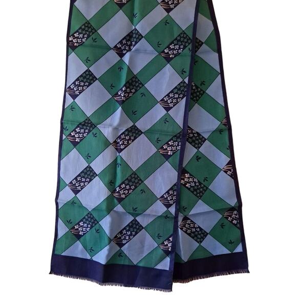 Unlisted Green & Blue Vintage 100% Polyester Long Scarf - Picture 2 of 6